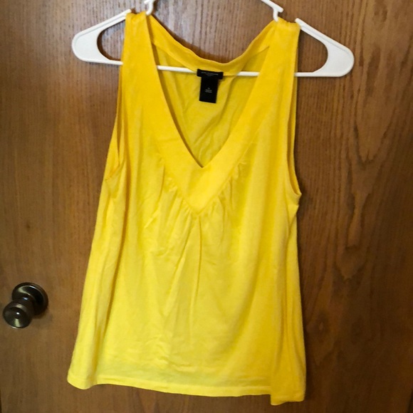 Ann Taylor Factory Tops - Ann Taylor V Neck Top Ann Taylor Factory Tops - Ann Taylor V Neck Top
